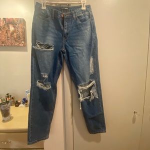 Fashion nova ripped boyfriend jeans